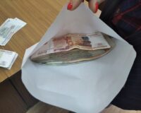 Воспитательницу из Тамбовской области мошенники развели на деньги