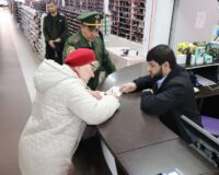 В Иванове выписали повестки в военкомат 12 мигрантам