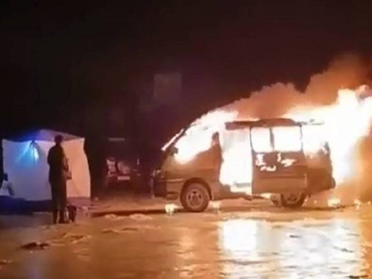 лед горит машина