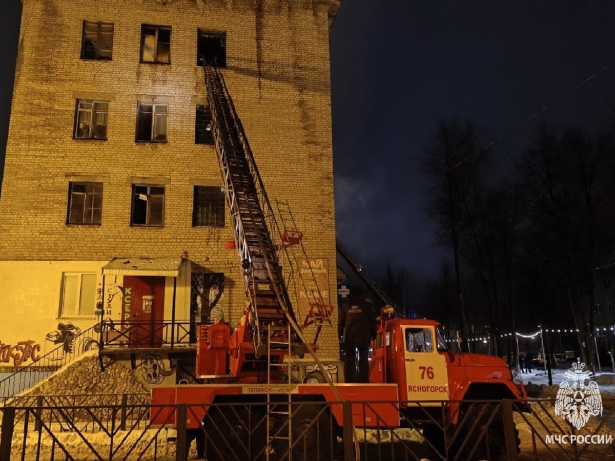 Прокуратура проводит проверку по факту масштабного пожара в Ясногорске