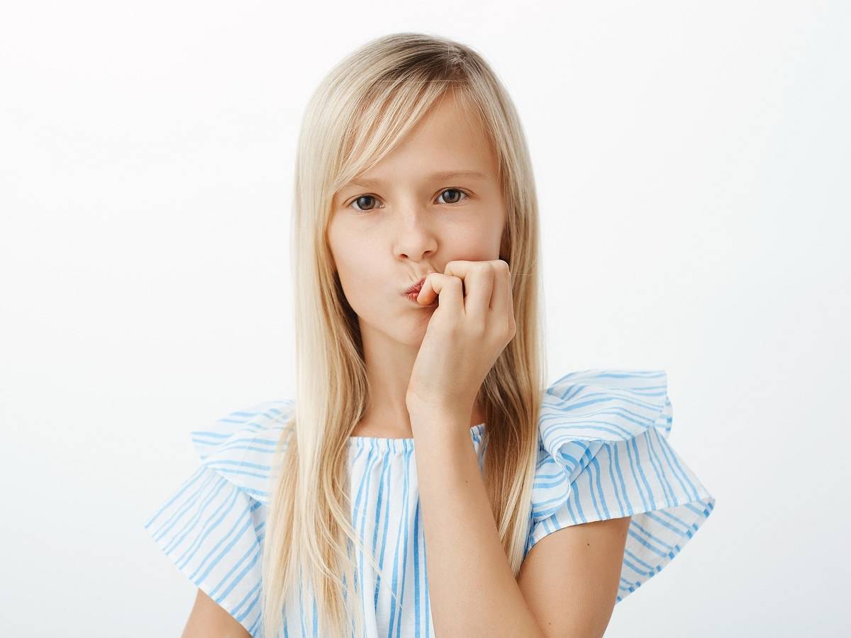 Как отучить ребенка от привычки грызть ногти: рабочие методы, советы экспертов