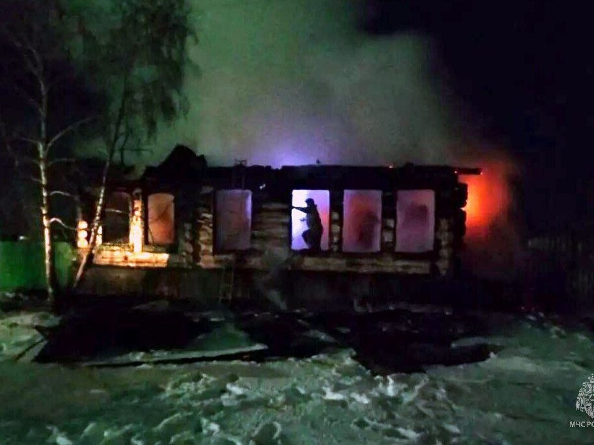 Два человека погибли в пожаре в Кизильском районе