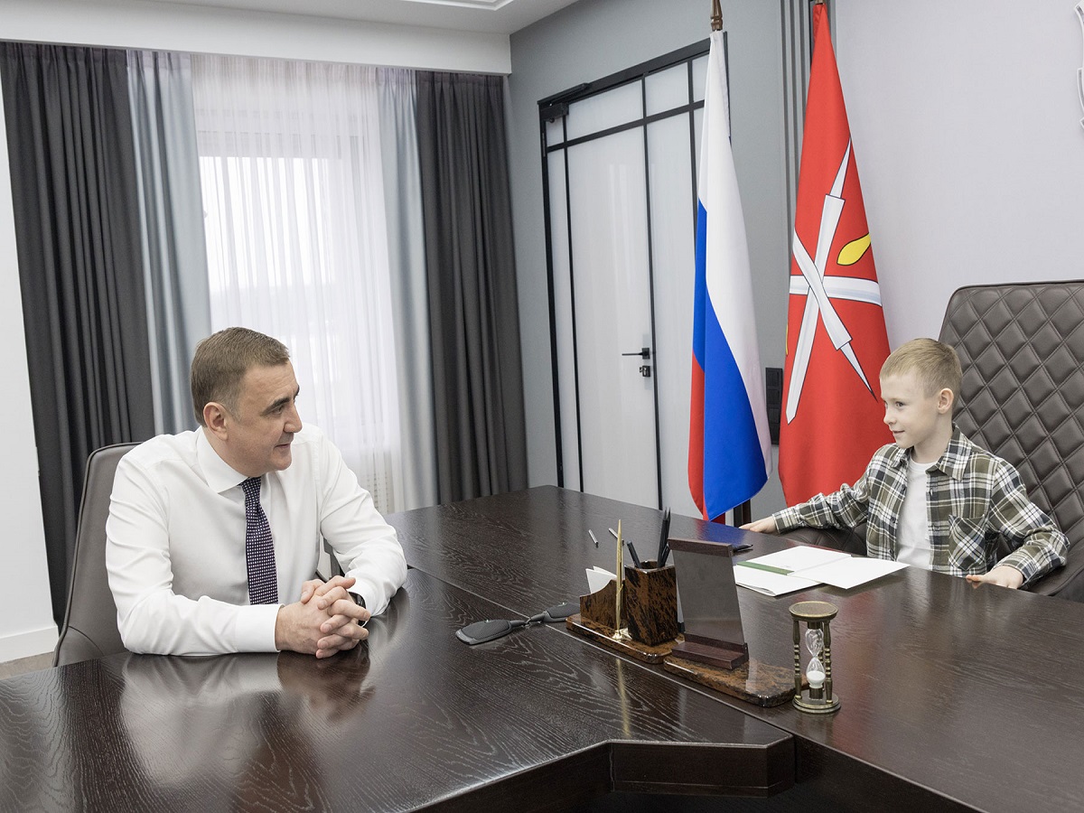Семилетний мальчик на один день занял кресло губернатора Тульской области