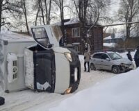 Столкнулись машины