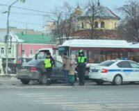 В городе Рязани на площади Ленина в аварии пострадала пятилетняя девочка