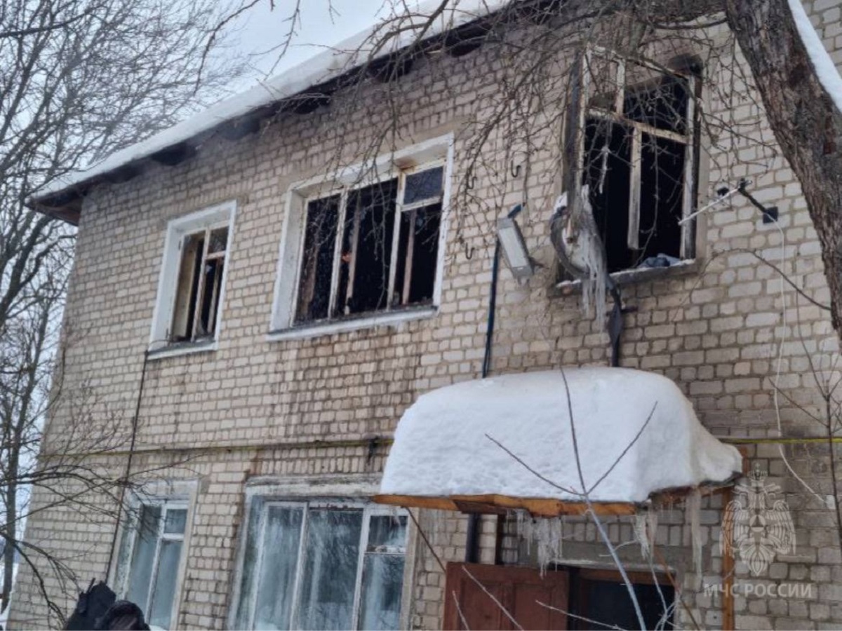 В Савинском районе при пожаре в квартире погибли два неизвестных человека