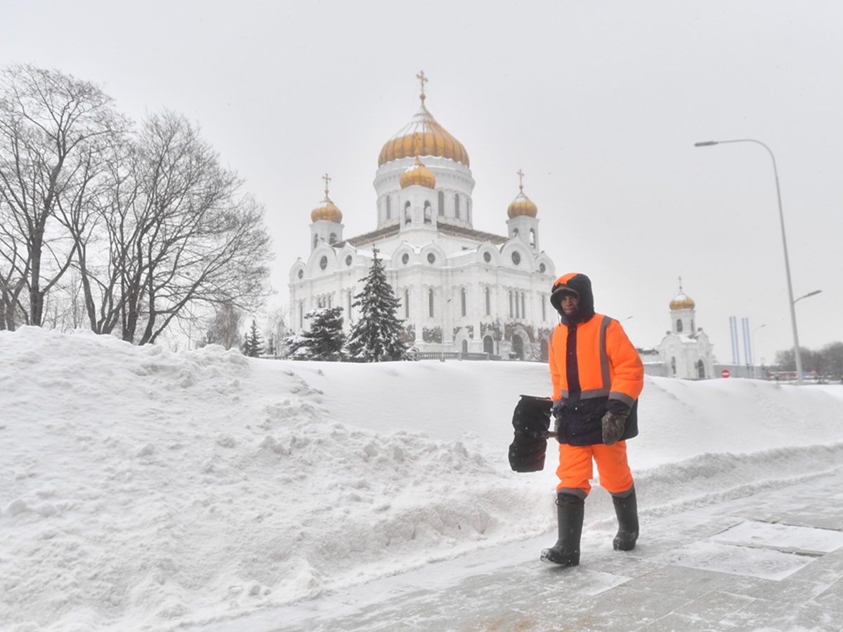 Снег и заморозки сразу после весенней жары: погода устроит москвичам апрельскую шутку