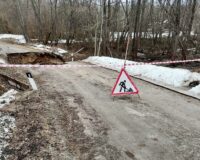 В Южском районе провалилась дорога к деревне Нагорного из-за воды