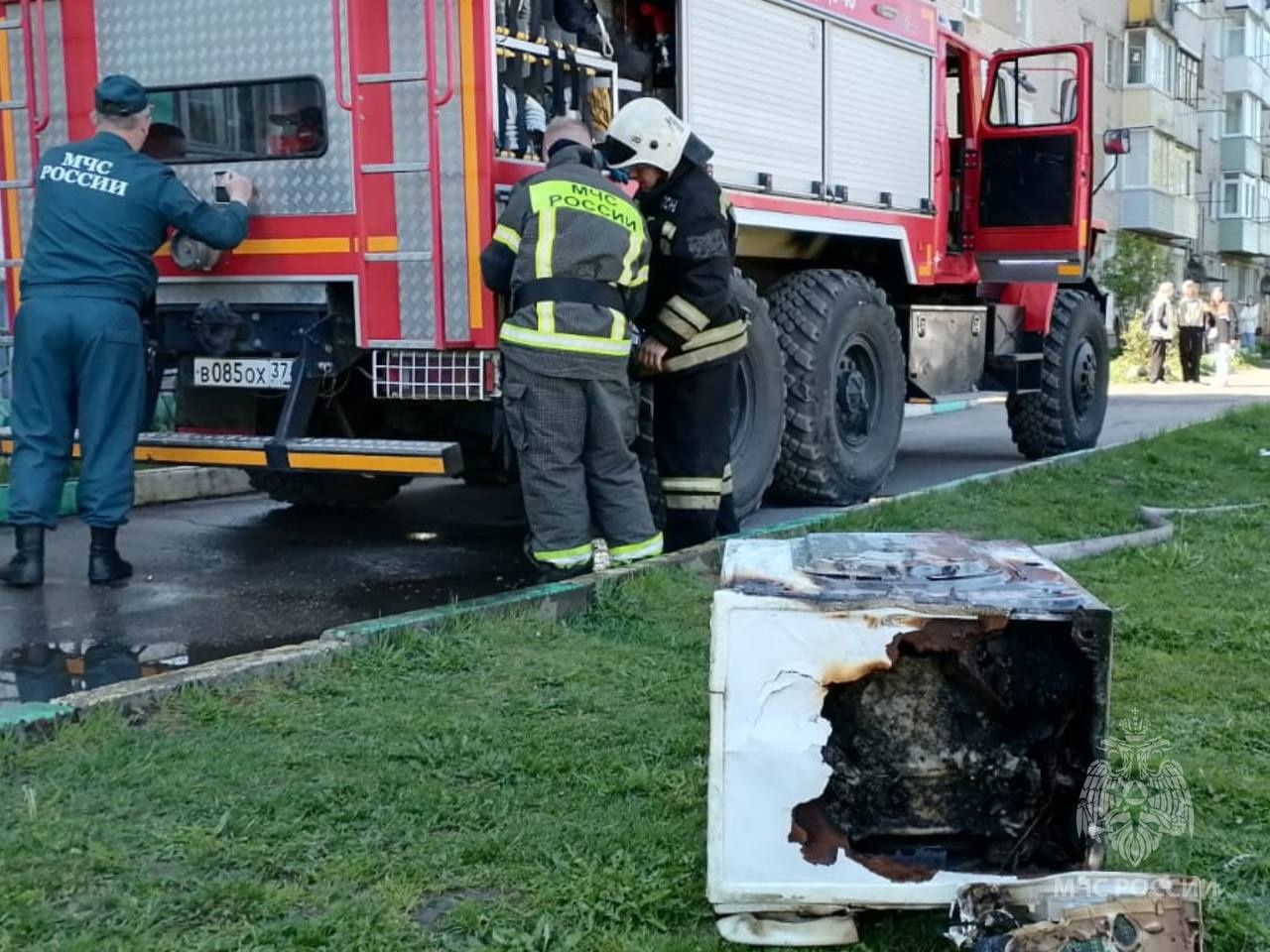 В Приволжске из дома эвакуировали 10 человек из-за горящей стиральной машины