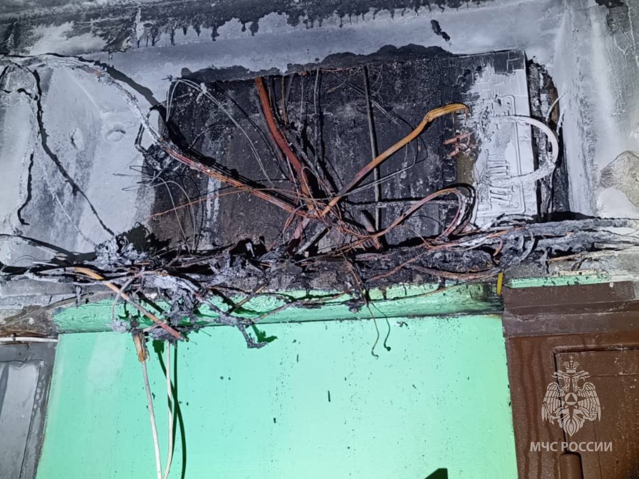 В Иванове в подъезде дома загорелась проводка с 3 по 5 этаж