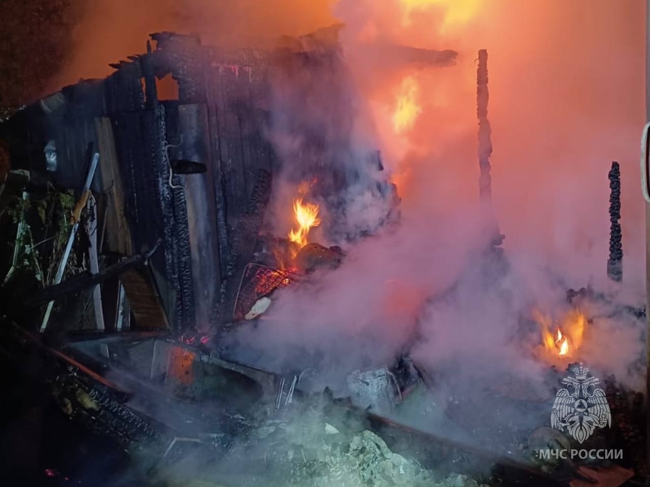 В Иванове пожарные второй раз за месяц спасали мужчину из огня