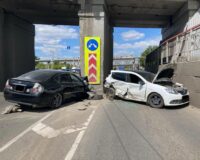 ДТП под мостом в Челябинске