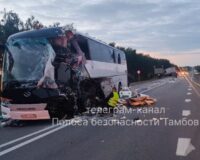 В Тамбовской области в ДТП с автобусом погиб водитель и пострадал ребенок