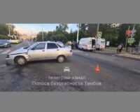 В Тамбове в ДТП со скорой и иномаркой пострадали врачи и пациент