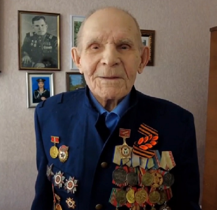 Тульский ветеран ВОВ, записавший видеообращение к нашим солдатам, отметил 107-летие