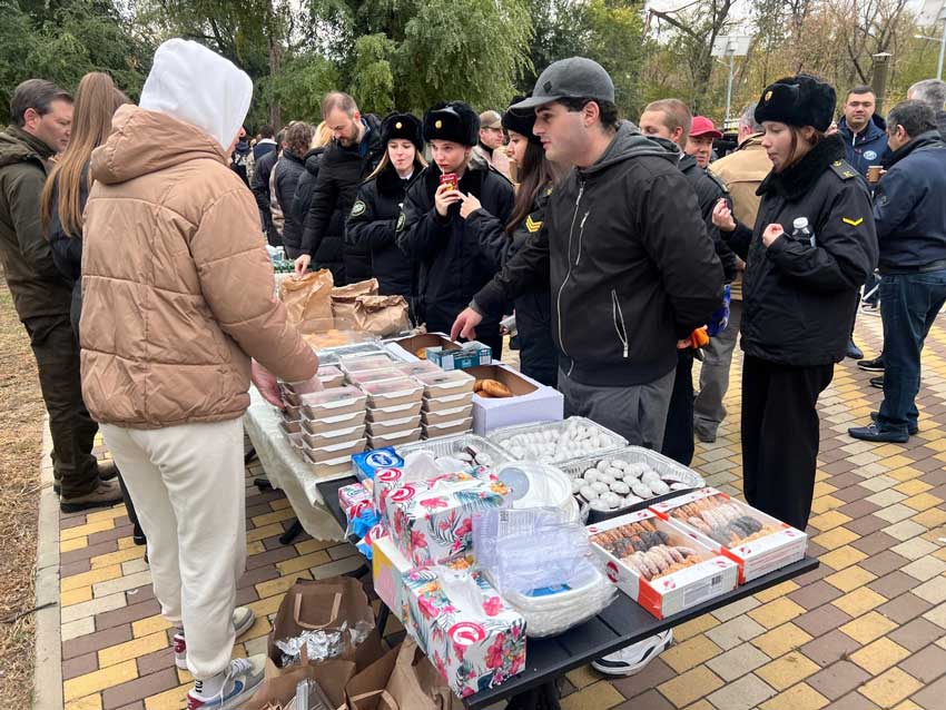 День осеннего древонасаждения на Зеленом острове в Пролетарском районе Ростова –на-Дону