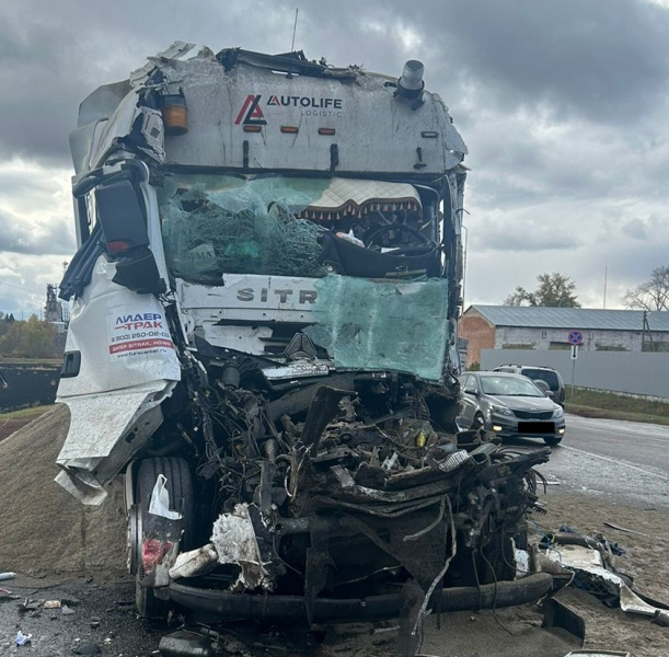 В Тамбовской области в аварии двух фур со щебёнкой погиб водитель