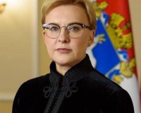 Елена Лапушкина