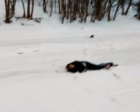 мужчина на льду