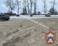 В Туле водитель кроссовера сдавал на парковке задом и сбил женщину