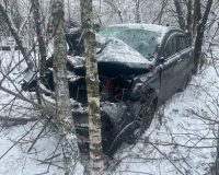 В городе Рязани на Ряжском шоссе столкнулись легковушка и «Газель»