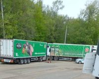фура раздавила своего водителя