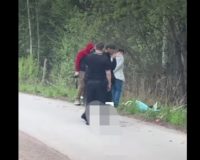 В Боровичском районе на территории заброшенной промзоны погибла девушка