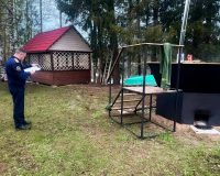 В Новгородской области после бани женщина забралась в купель с водой и умерла
