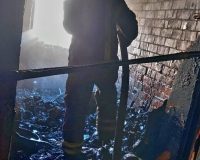 В Великом Новгороде 1 мая на пожаре в многоквартирном доме погиб человек