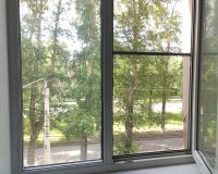 Малыш выпал из окна квартиры на втором этаже в Иванове
