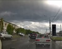 автомобиль перевернулся во время массового ДТП