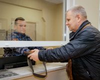 При переезде из другого региона я должен перерегистрировать ружьё?