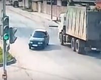 сбил трех человек