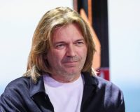 Популярный певец Дмитрий Маликов