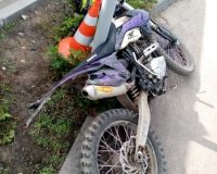 В Шуе подросток на питбайке врезался в микроавтобус и попал в больницу