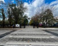 В Ростове завершили обустройство пешеходного перехода возле парка «Сказка»