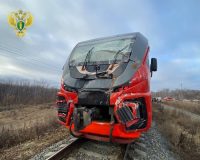 поезд и грузовик столкнулись в Челябинской области