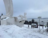 с ладьи упал мужчина