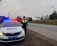 Новгородский полицейский помог доставить к медикам малышку в тяжёлом состоянии
