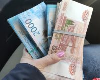 В Пензе сыщики задержали денежного курьера, которого тоже обманули мошенники